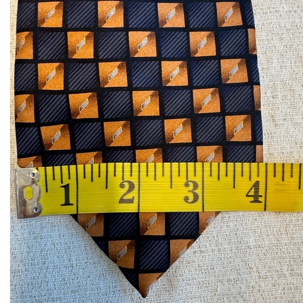 Kilburne and Finch Silk Tie Navy Blue Bronze Geometric Square Hand Made 4 Inch - Picture 3 of 4